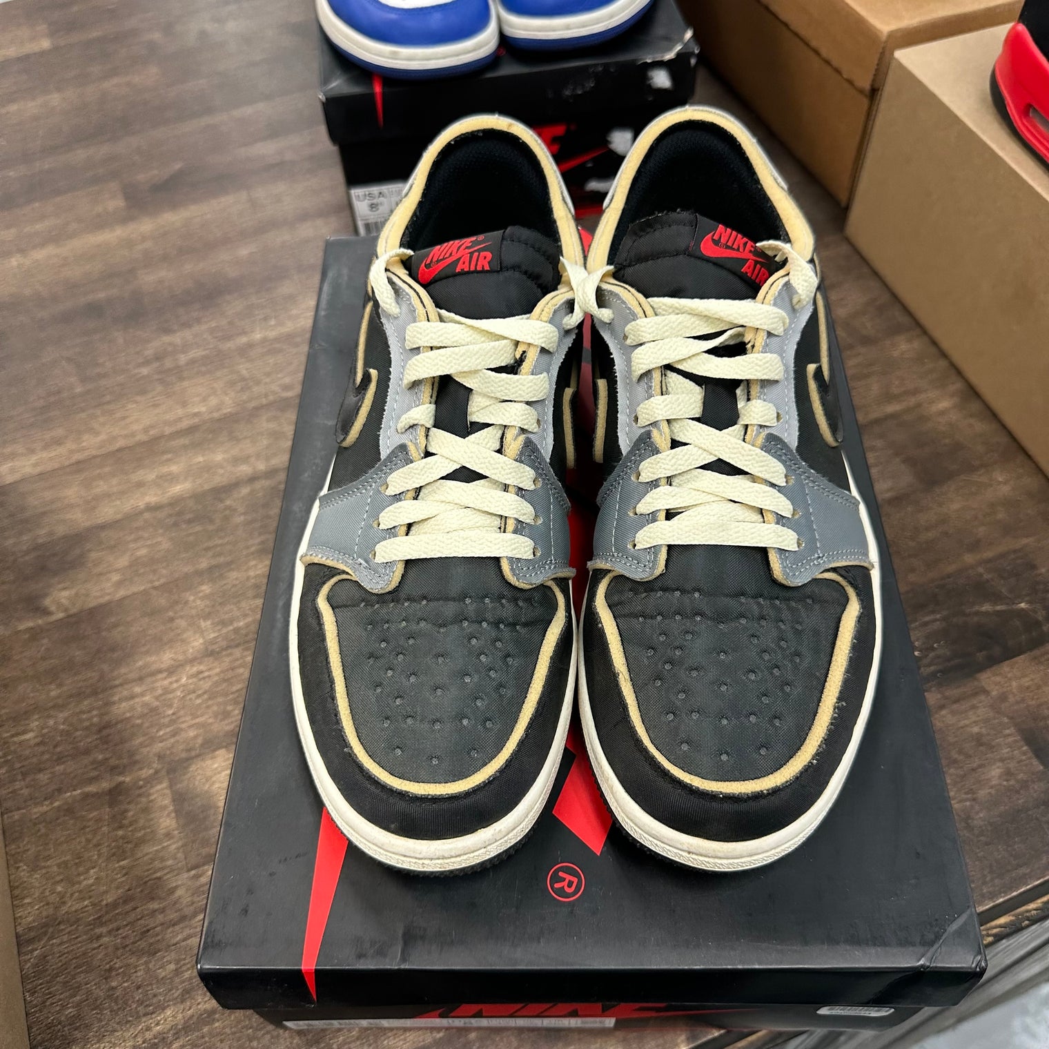 Black Smoke Grey Jordan 1 Low EX (USED)