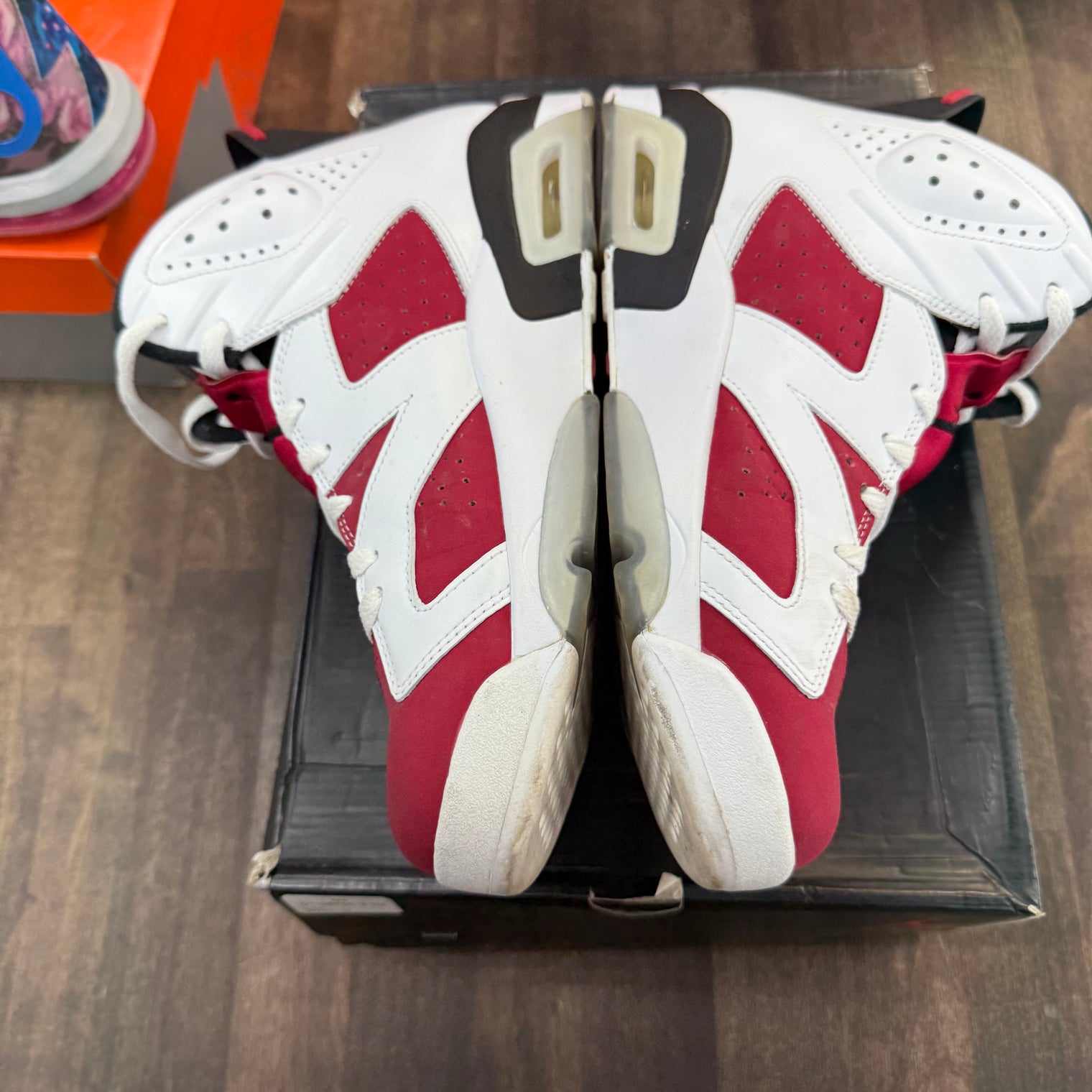 Carmine Jordan 6 Retro (2014) (USED)