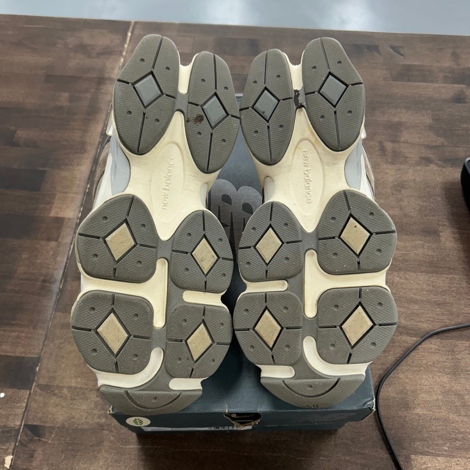 Mushroom Aluminum New Balance 9060 (USED)