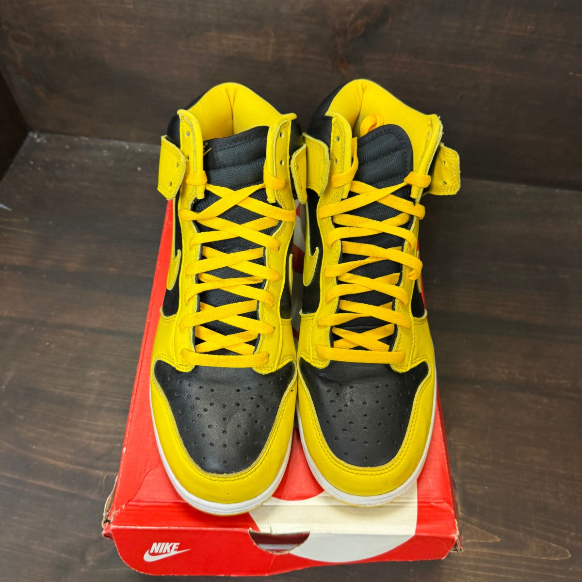 Nike Dunk High Iowa (2020) Size 12 (Pre-Owned)