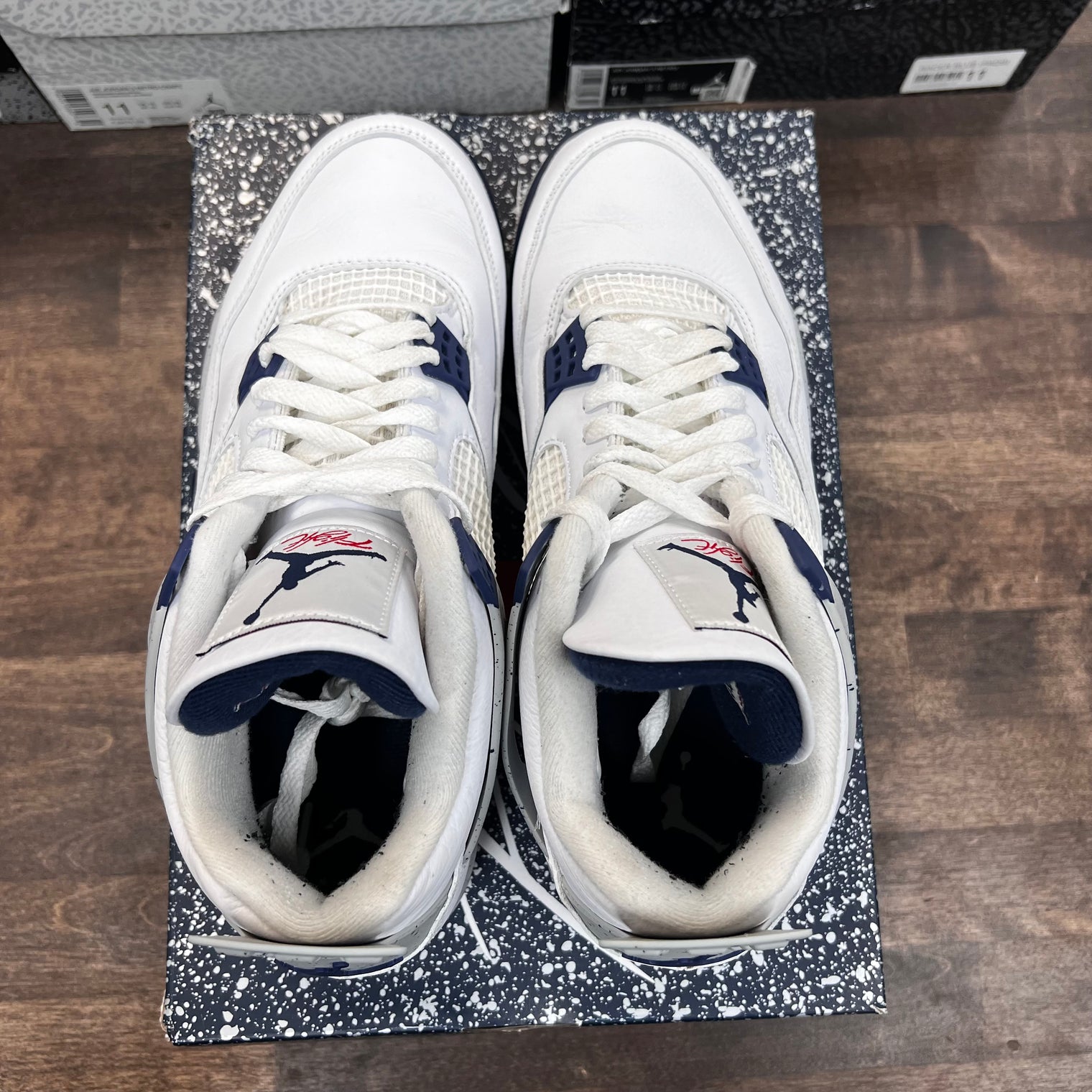 Midnight Navy Jordan 4 (USED)