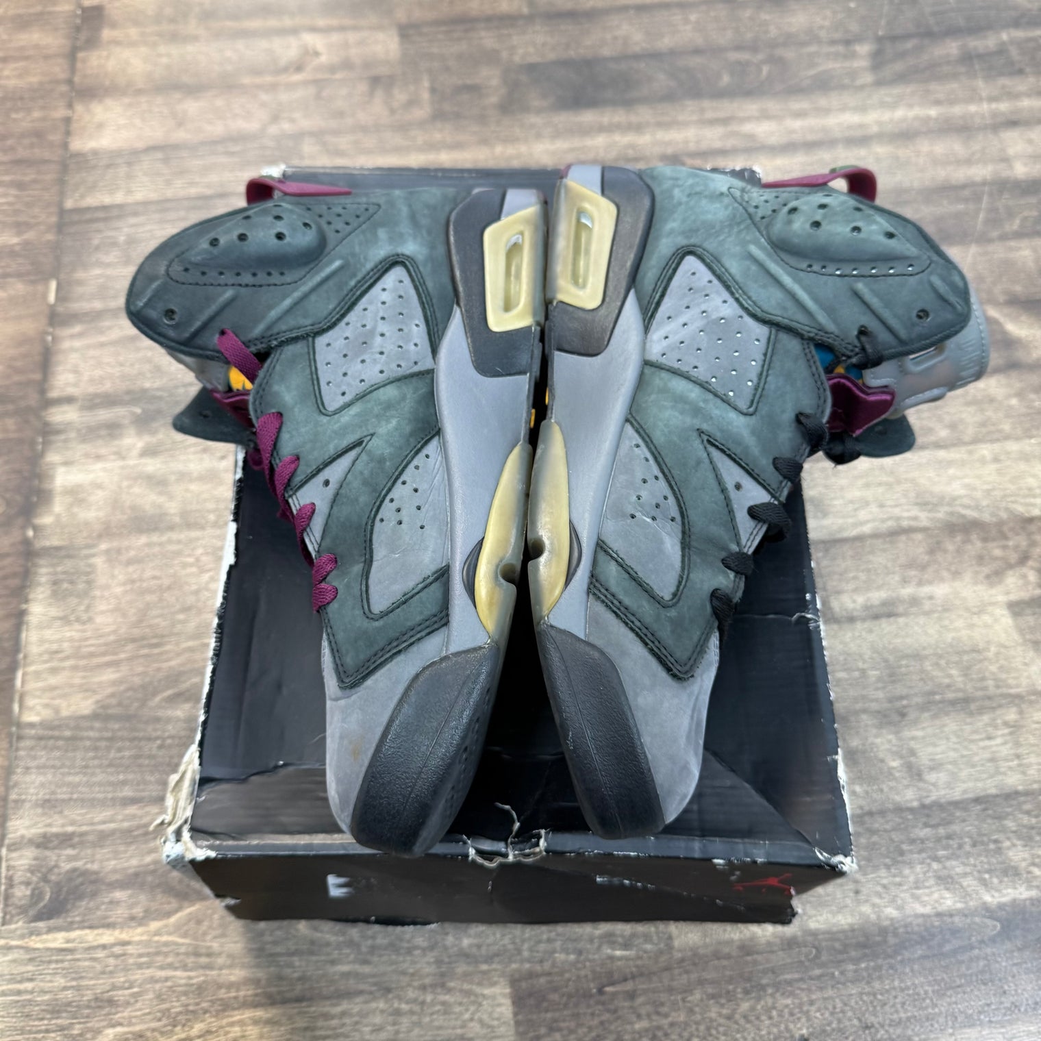 Bordeaux Jordan 6 Retro (USED)
