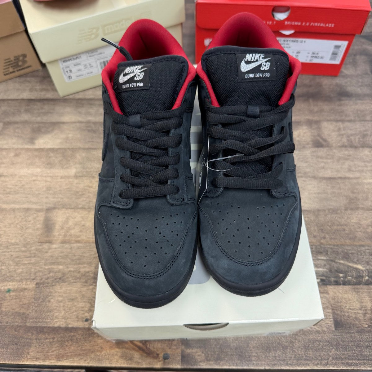 Nike SB Dunk Low Supreme 94 Black Size 9 (Pre-Owned) - Image 2