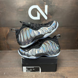 Nike Air Foamposite One Hologram Size 9 (Pre-Owned) - front