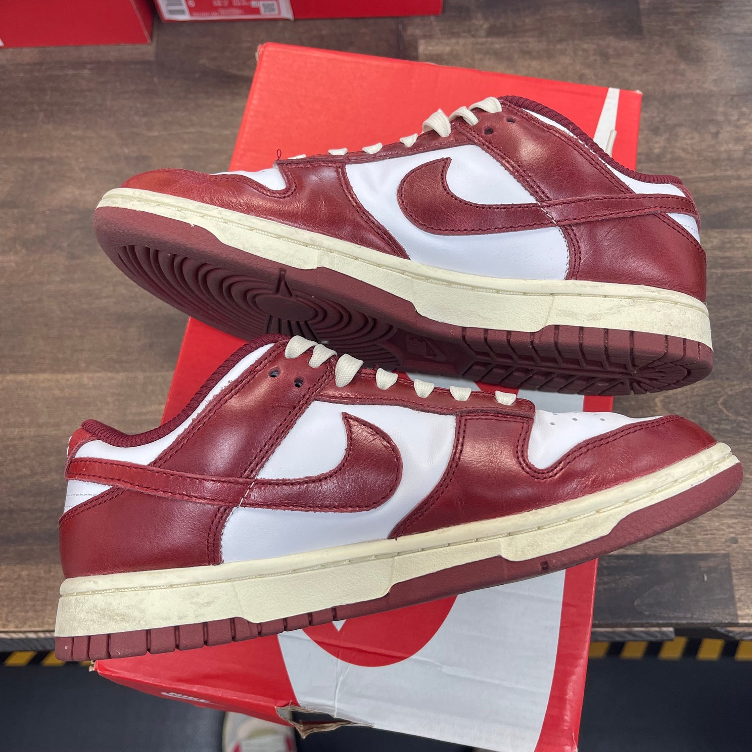 Vintage Red Dunk Low (W) (USED)
