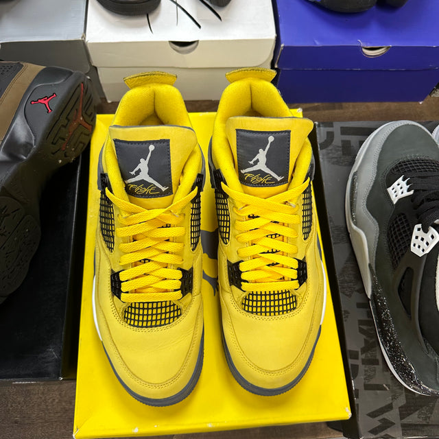 Lightning Jordan 4 Retro (USED)