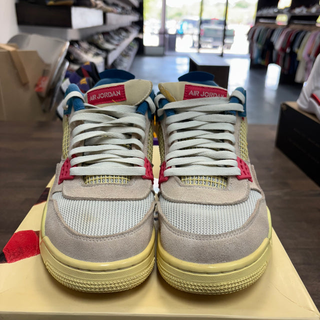 Union LA Jordan 4 Guava Ice (USED)