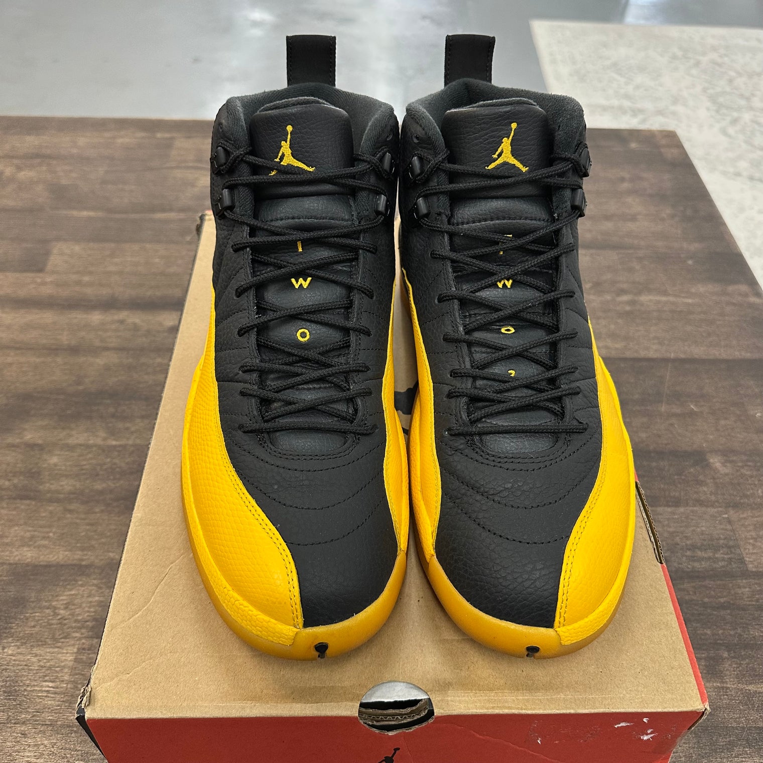 University Gold Jordan 12 (USED, Replacement Box)