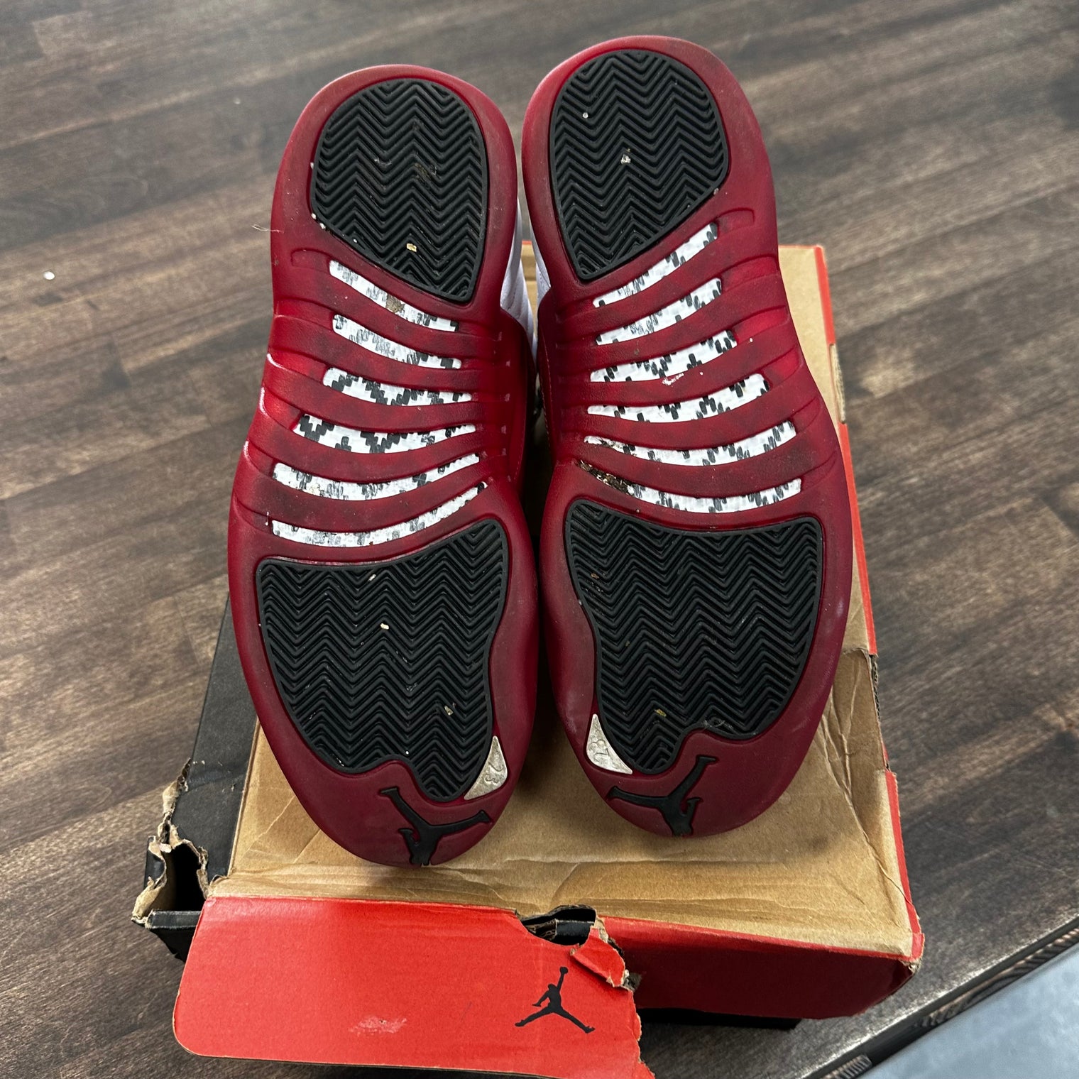 Cherry Jordan 12 (USED,No Box)