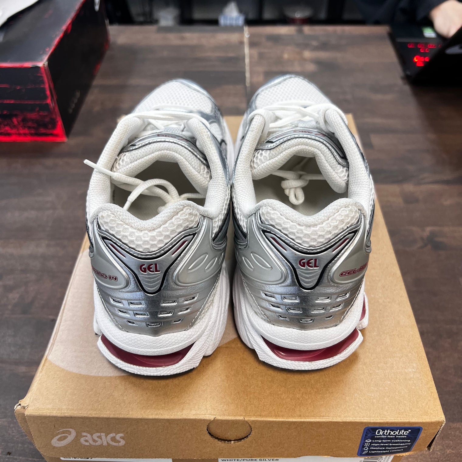 White Pure Silver Asics Gel Kayano 14 (USED)