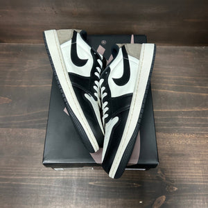 Jordan 1 Retro Low OG Mocha - Image 2