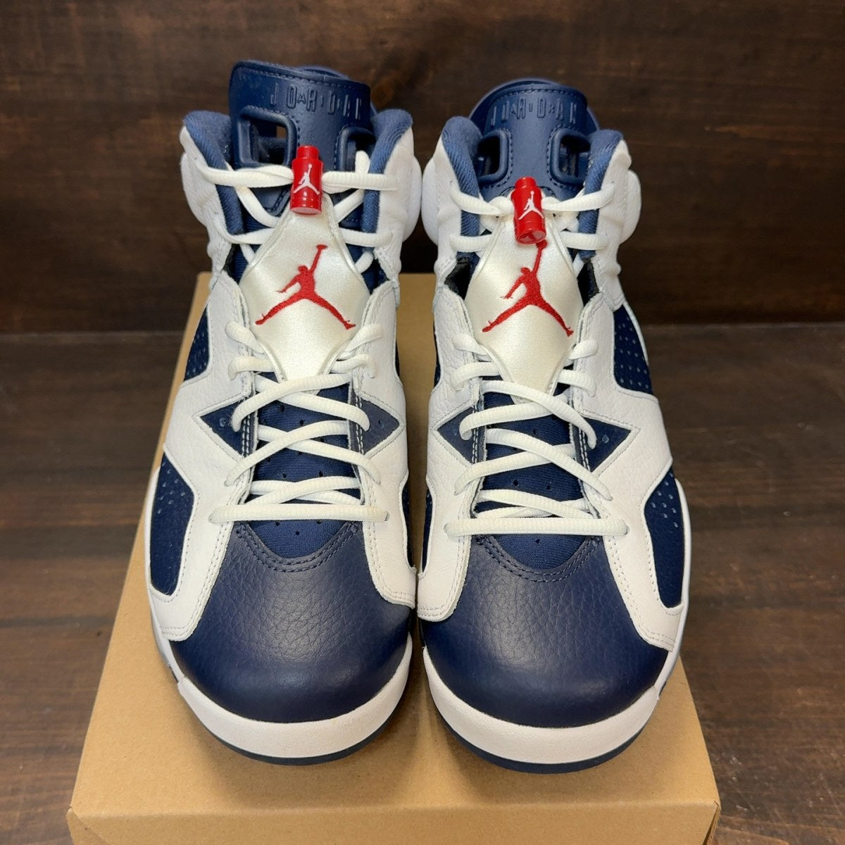 Jordan 6 Retro Olympic (2024) Size 10.5 (Pre-Owned) - Image 3