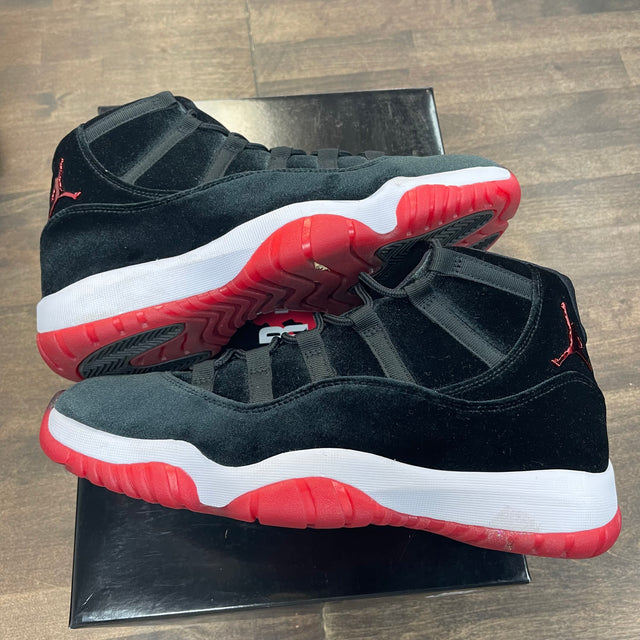 Bred Velvet Jordan 11 (W) (USED)