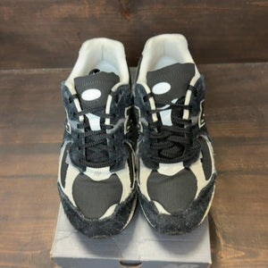 New Balance 2002R Black Dark Grey - Image 4