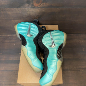 Air Nike Foamposite Pro Island Green Size 9.5 (Pre-Owned) - Image 2