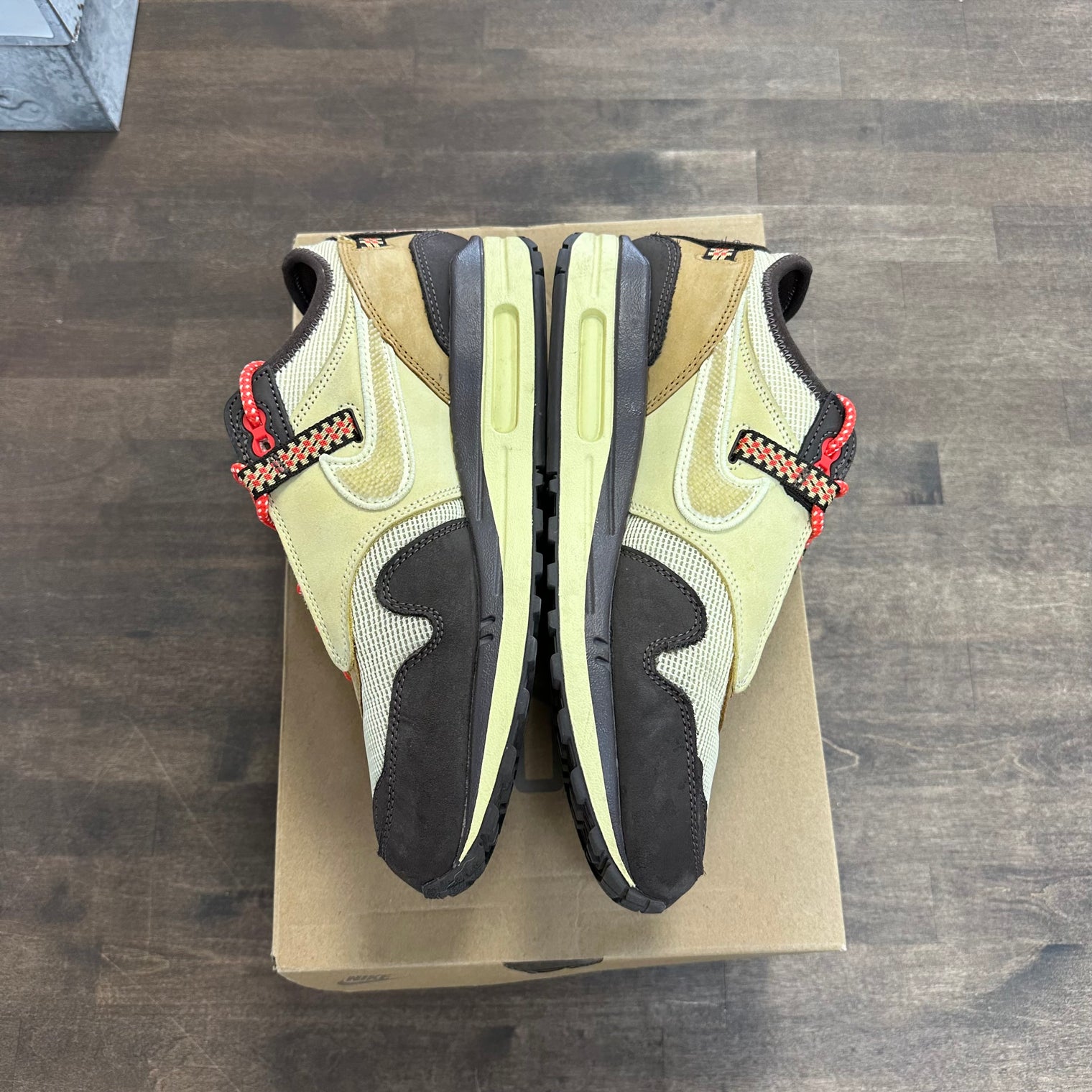 Baroque Brown Travis Scott Air Max 1 (USED)