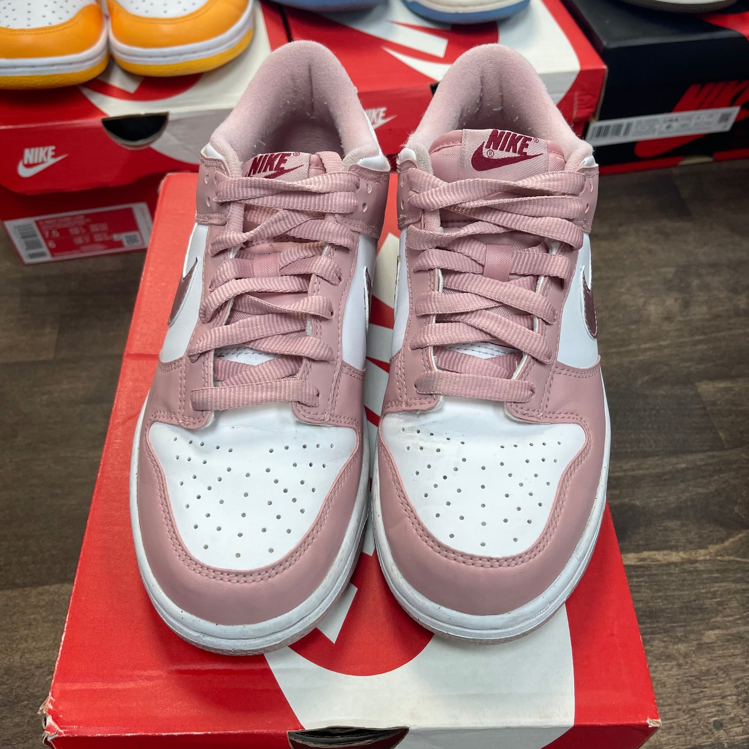 Velvet Pink Dunk Low (GS) (USED)