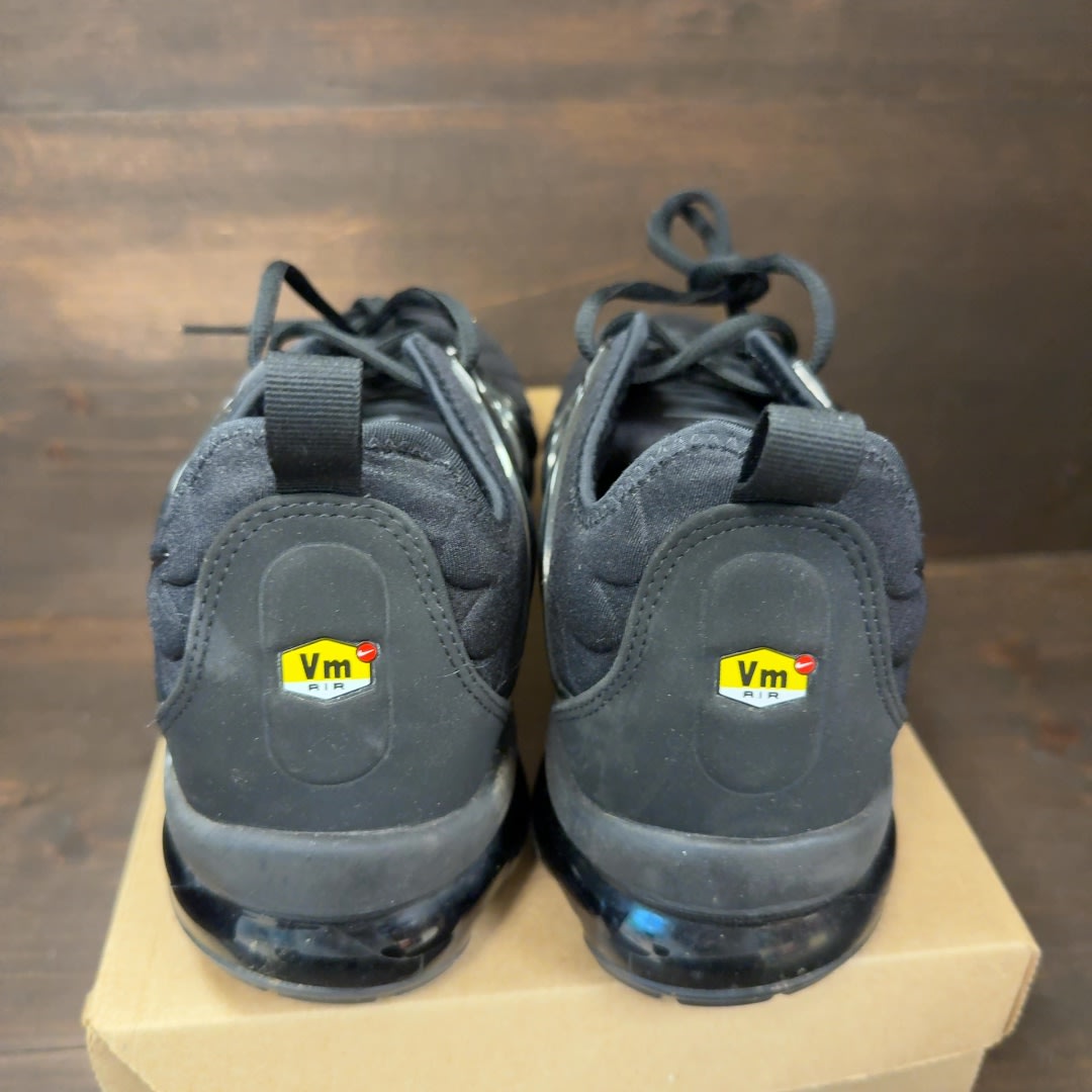 Nike Air VaporMax Plus Triple Black Size 12 (Pre-Owned) - Image 4