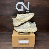 adidas Yeezy Boost 700 Analog Size 7 (Pre-Owned) - front