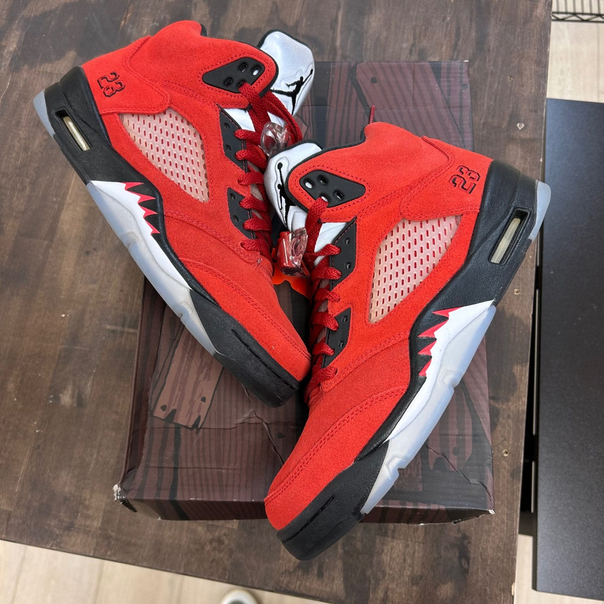 Jordan 5 Retro Raging Bull Red (2021) - Image 1