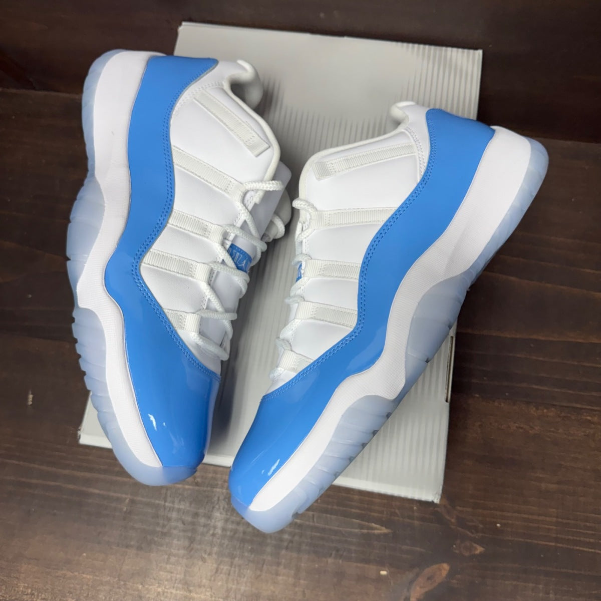 Jordan 11 Retro Low University Blue (2026) - Image 4