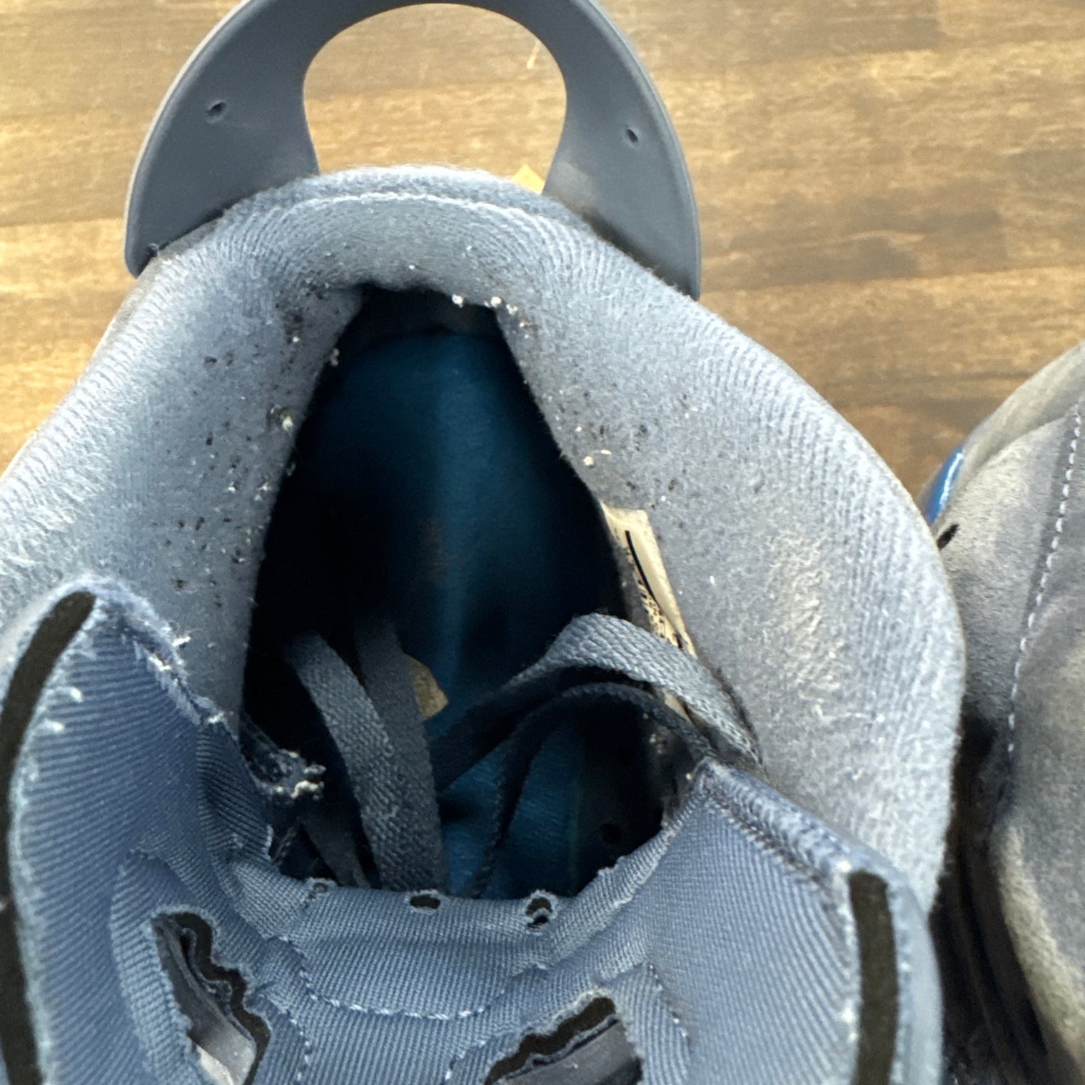 Diffused Blue Jordan 6 (USED,No Box)