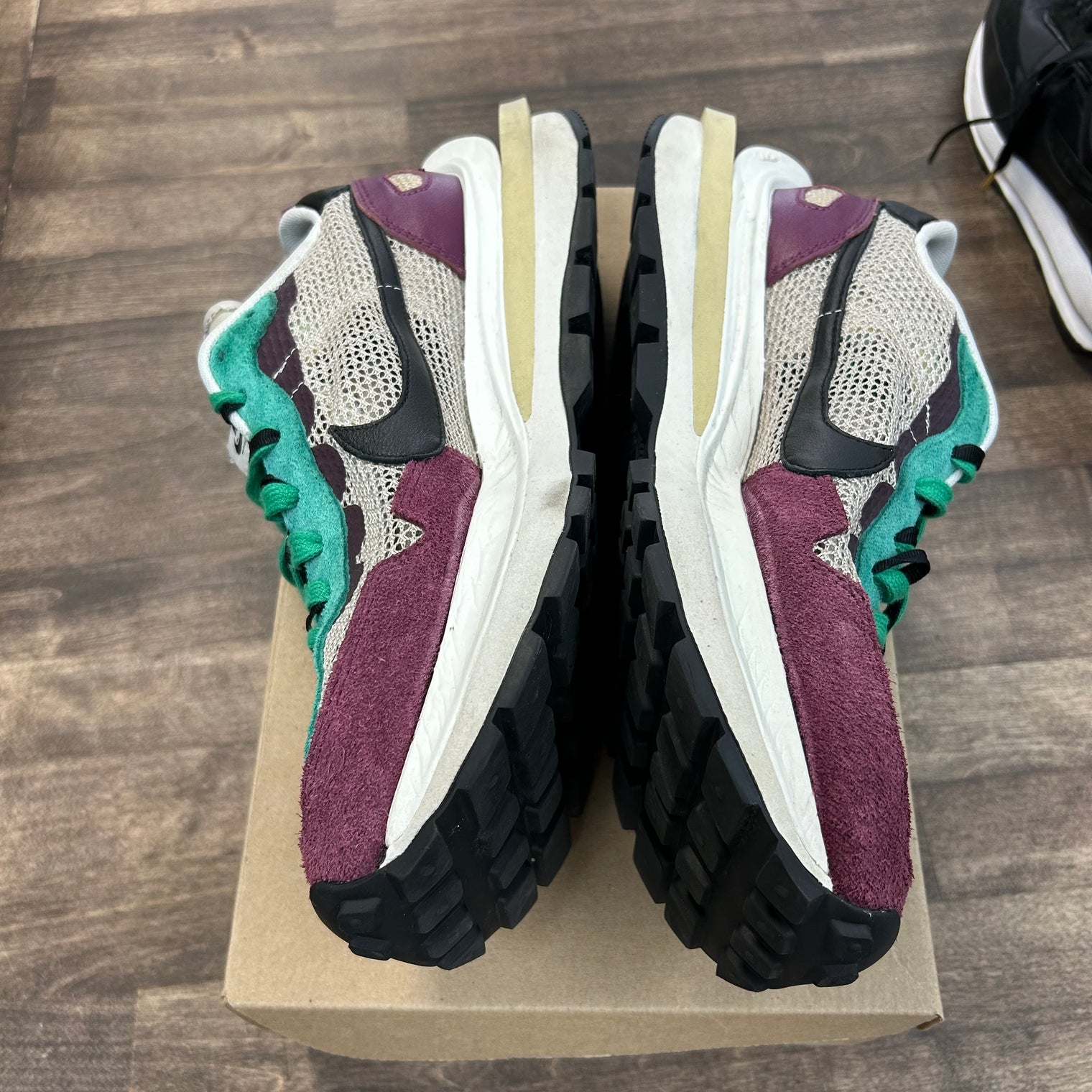 Sacai Villian Red Neptune Green Vaporwaffle (USED, No Box)