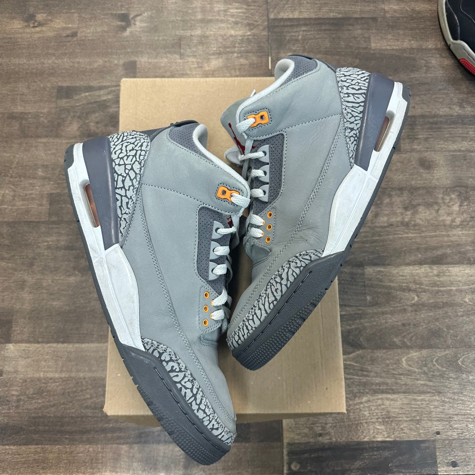 Cool Grey Jordan 3 Retro (Used,No Box)