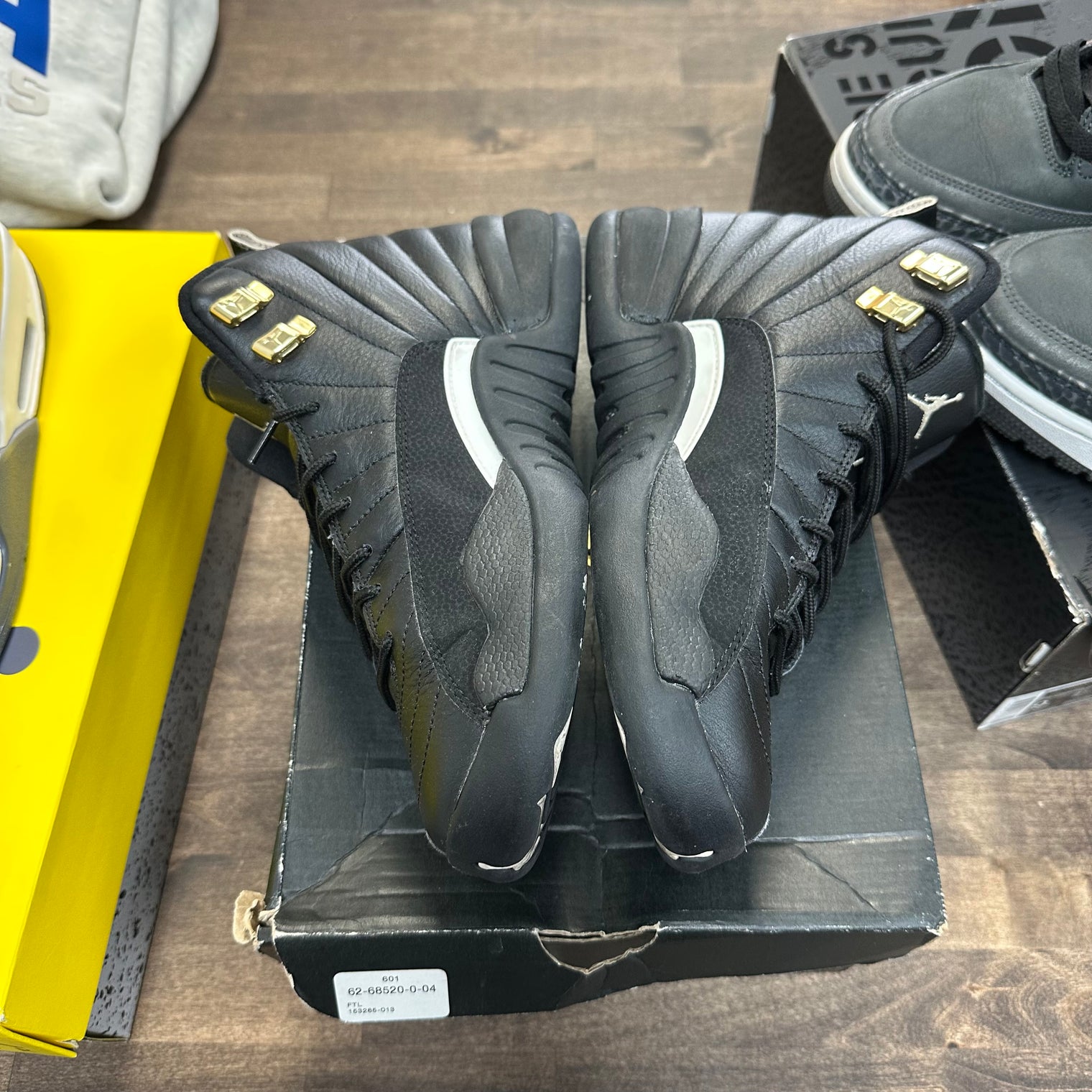 Masters Jordan 12 Retro (GS) (USED)