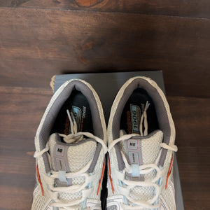 New Balance 1906R White Black Copper Size 7 (Pre-Owned) - Image 4