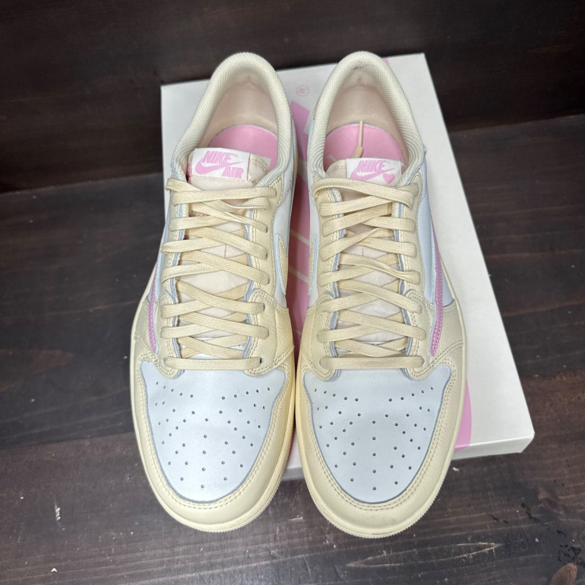 Jordan 1 Retro Low OG SP Travis Scott Shy Pink Size 12 (Pre-Owned) - back