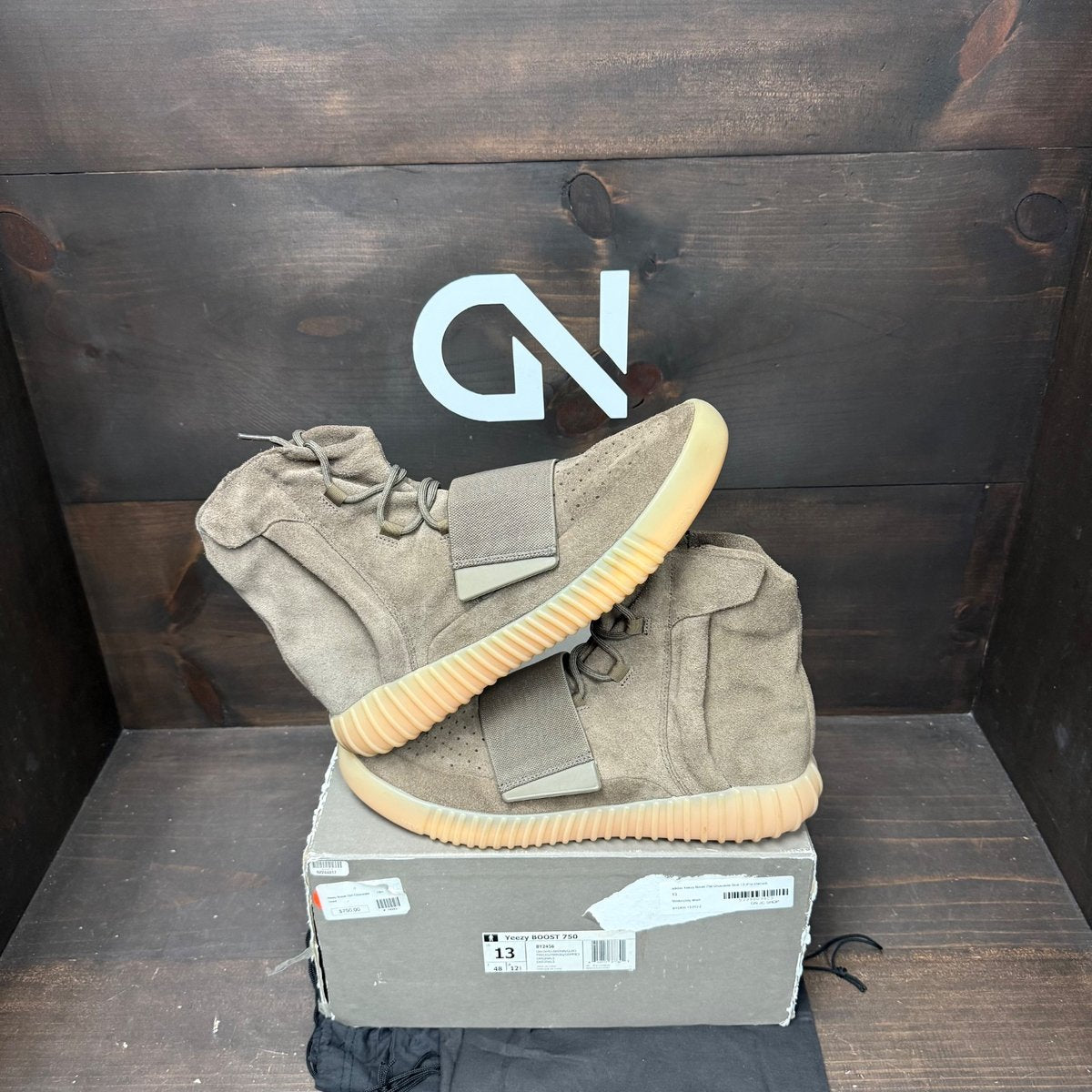 adidas Yeezy Boost 750 Chocolate Size 13 (Pre-Owned) - front