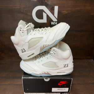 Jordan 5 Retro White Metallic (2026) - Image 1