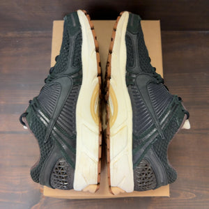 Nike Zoom Vomero 5 Black Sesame (Women's) Size 11.5W (Pre-Owned) - Image 6