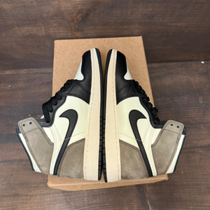 Jordan 1 Retro High Dark Mocha (GS) Size 5.5Y (Pre-Owned) - Image 5