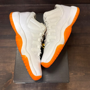Jordan 11 Retro Low Citrus (2015) (GS) - Image 3