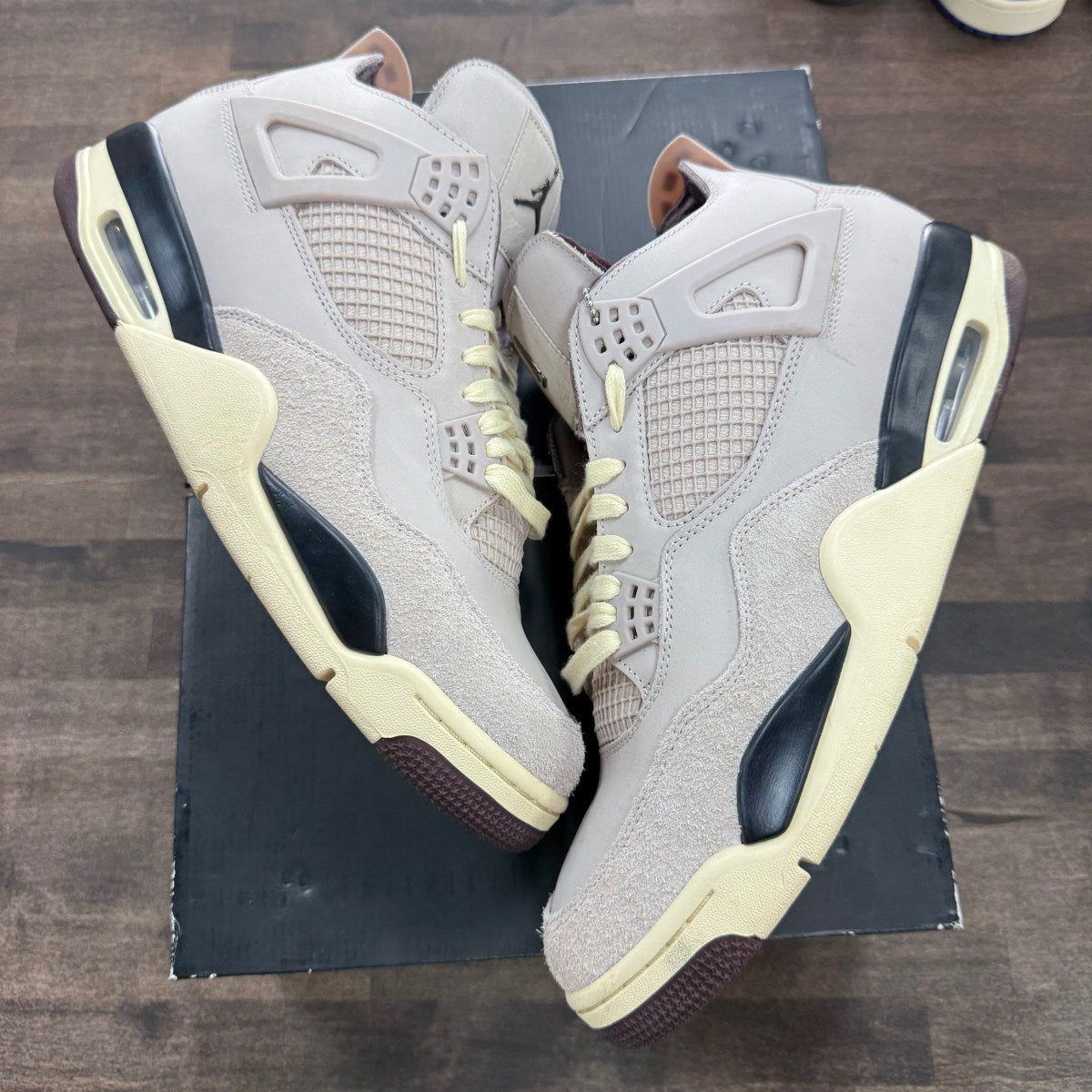 Jordan 4 Retro OG SP A Ma Maniére While You Were Sleeping (Women's) Size 14.5W (Pre-Owned) - Image 1