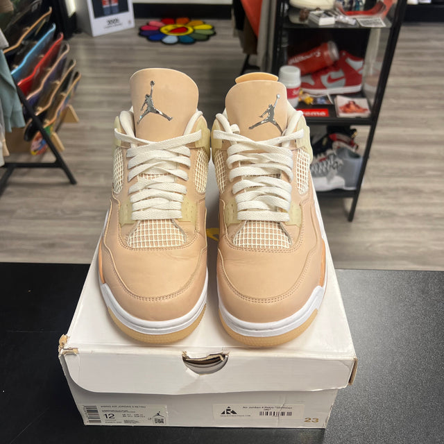 (W) Shimmer Jordan 4 (USED)