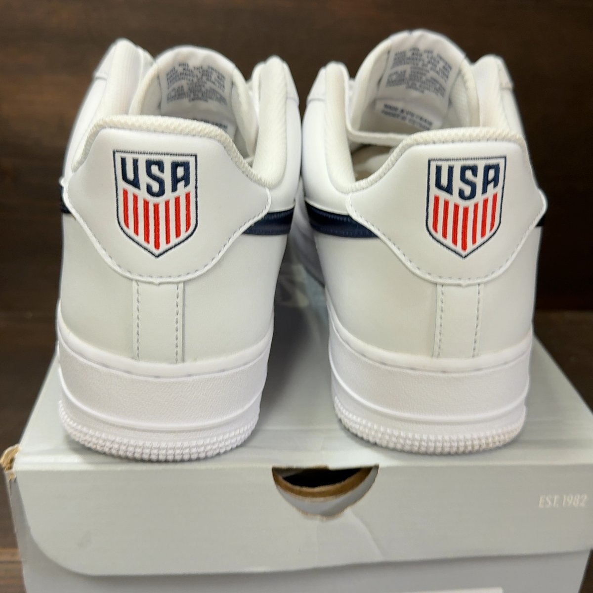 Nike Air Force 1 Low '07 LV8 Team USA World Cup Size 12 (Pre-Owned) - aux