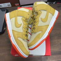 Wheat Gold Safety Orange Dunk High (USED)