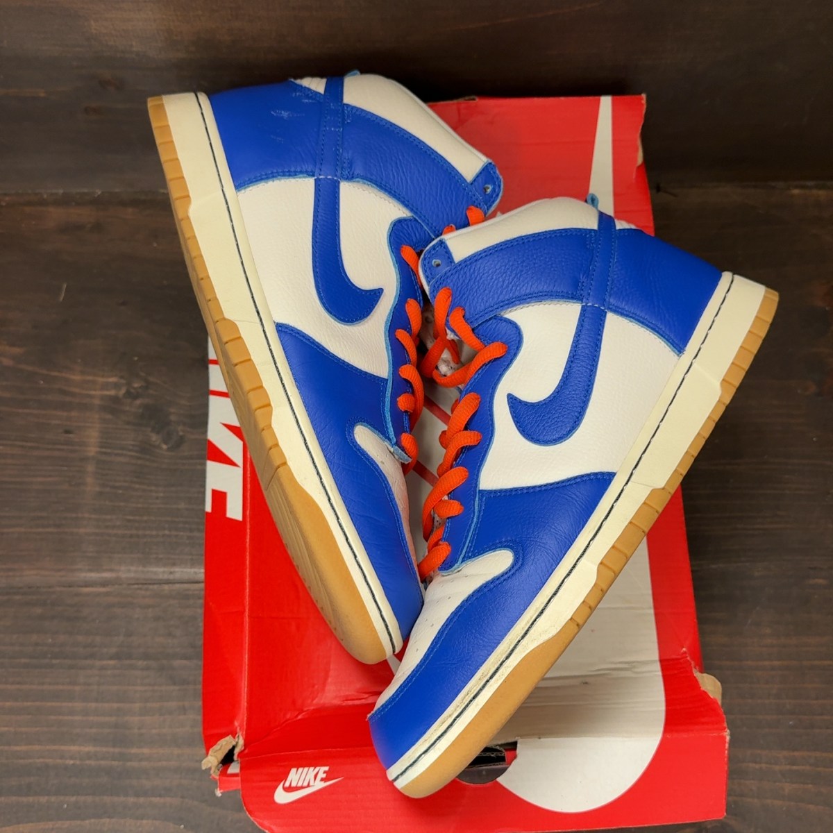 Nike Dunk High Retro SE Phantom Racer Blue Gum - Image 2
