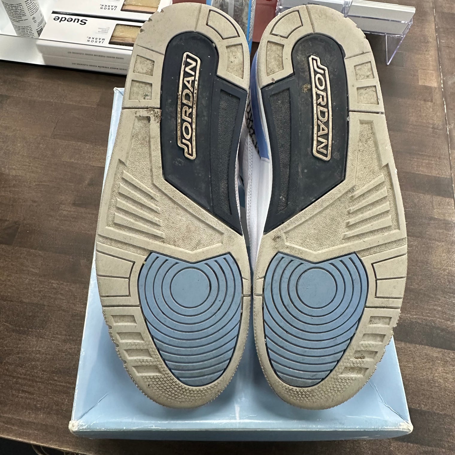 UNC Jordan 3 Retro (USED)
