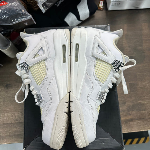 Pure Money Jordan 4 (USED, Replacement Box)