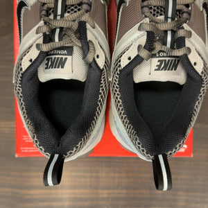 Nike Zoom Vomero 5 College Grey Black-Cave Stone (GS) - Image 6