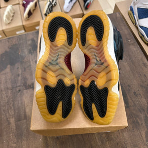 Jordan 11 Retro 72-10 (GS) Size 4Y (Pre-Owned) - Image 5