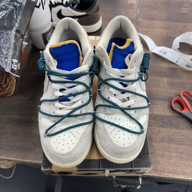 Lot 16 of 50 Of-White Dunk low (USED, No Lid)