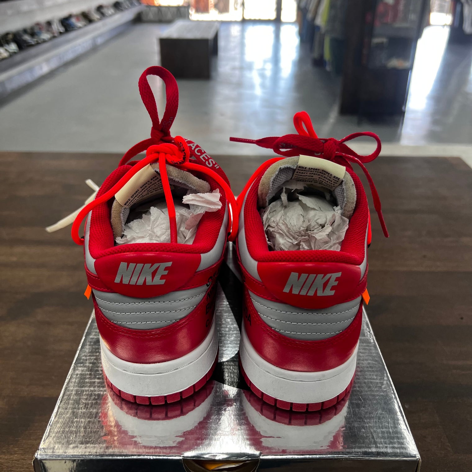 University Red Off-White Dunk Low (USED)