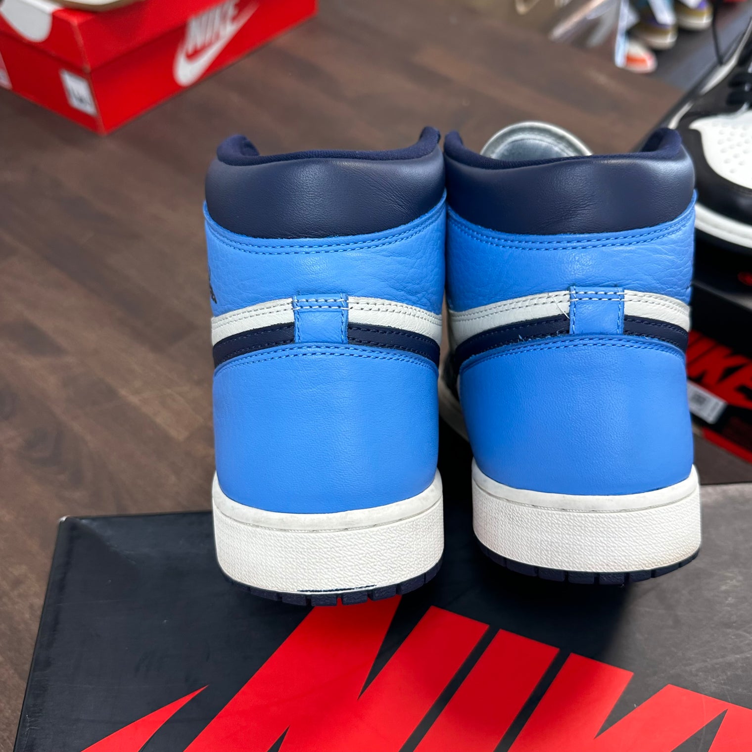 Obsidian Jordan 1 High (USED)