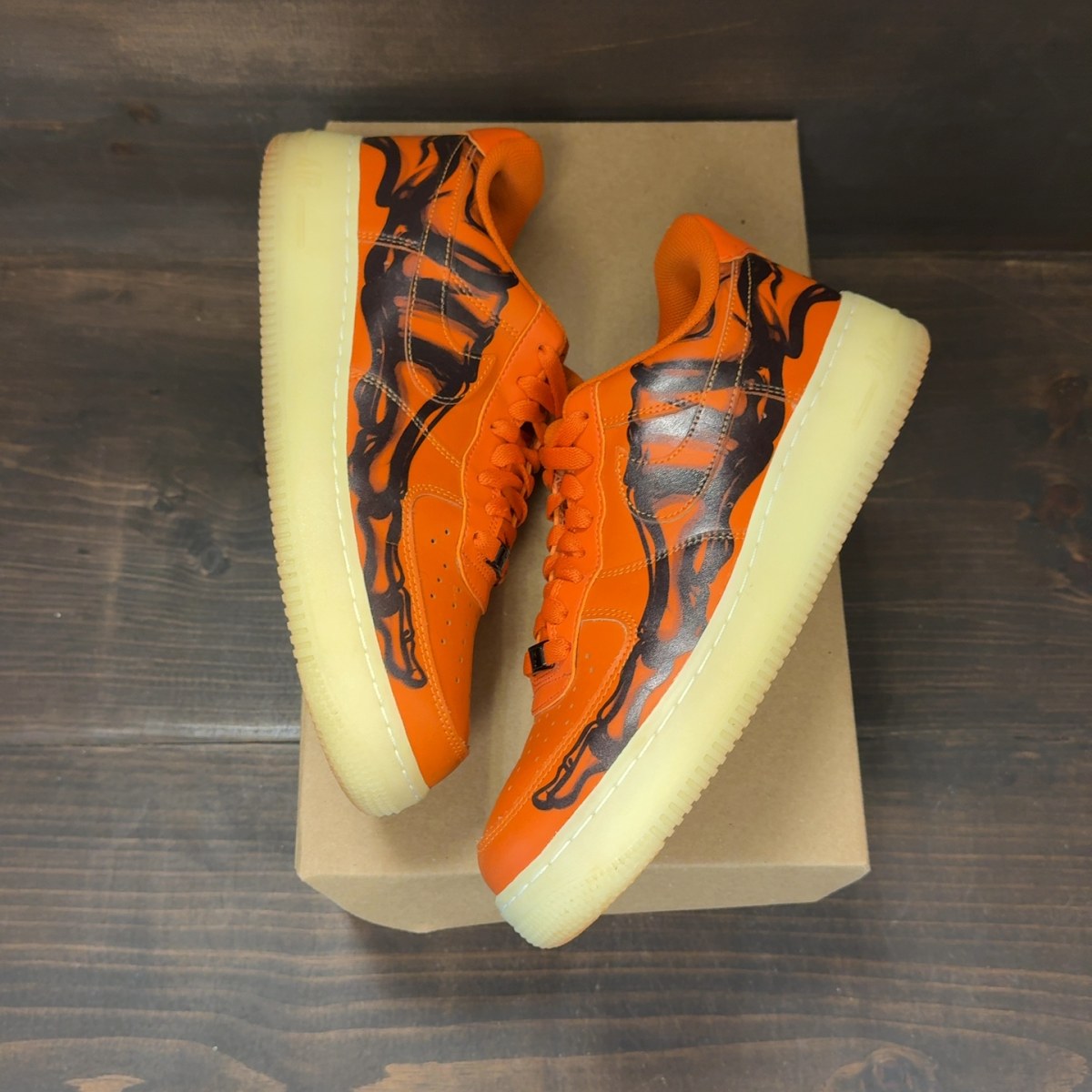 Nike Air Force 1 Low Orange Skeleton Halloween (2020) Size 9 (Pre-Owned) - Image 2