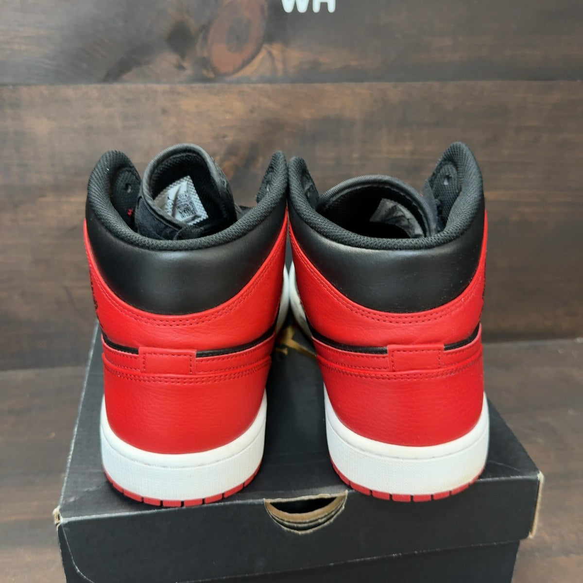 Jordan 1 Mid Banned (2020) - Image 5
